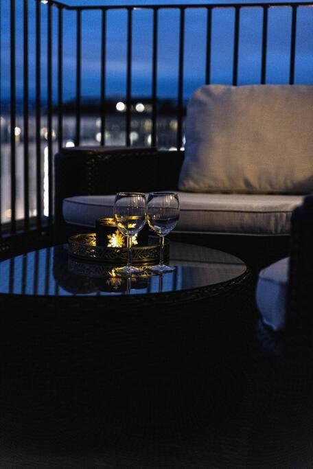 Modern 3bed Sea View @ Barcode Appartement *