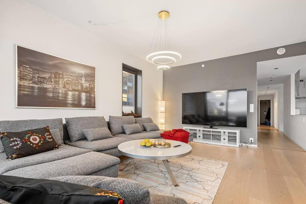 Apartment Modern 3bed Sea View @ Barcode